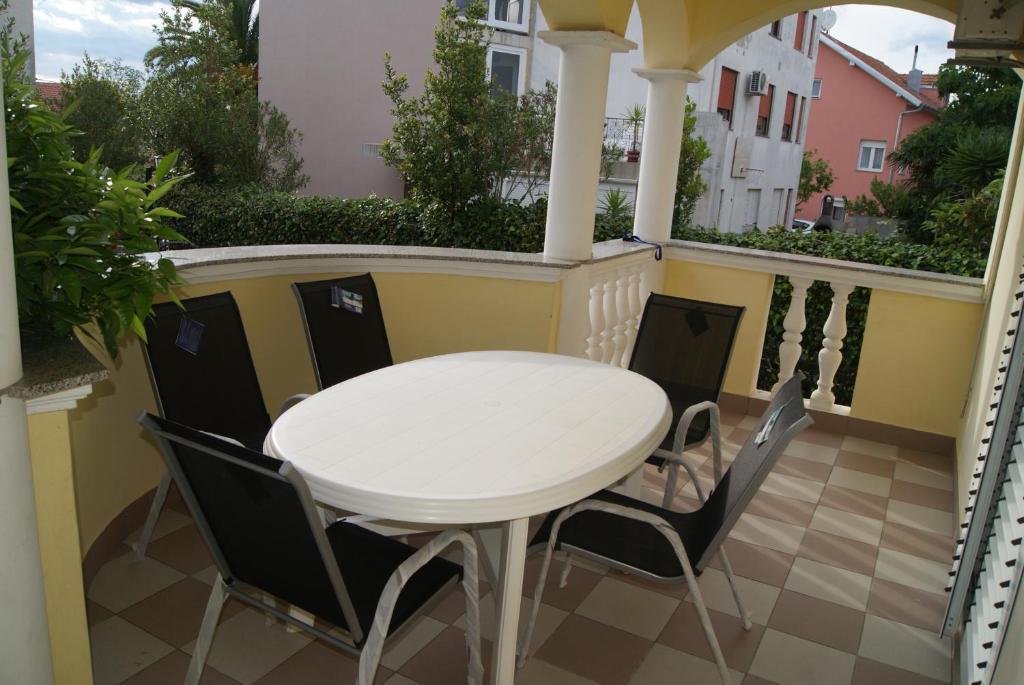 Apartments Marta - Zadar - Near The Sea Номер фото